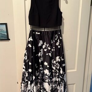 Bloomingdales Black and White Floral Dress